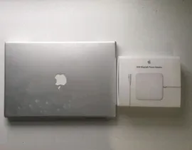 Apple MacBook Pro A1260 15.4 ft. Laptop - MB134LL/A (February, 2008)