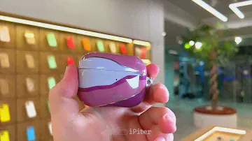 Чехол Uniq для AirPods Pro с карабином (Розовый)