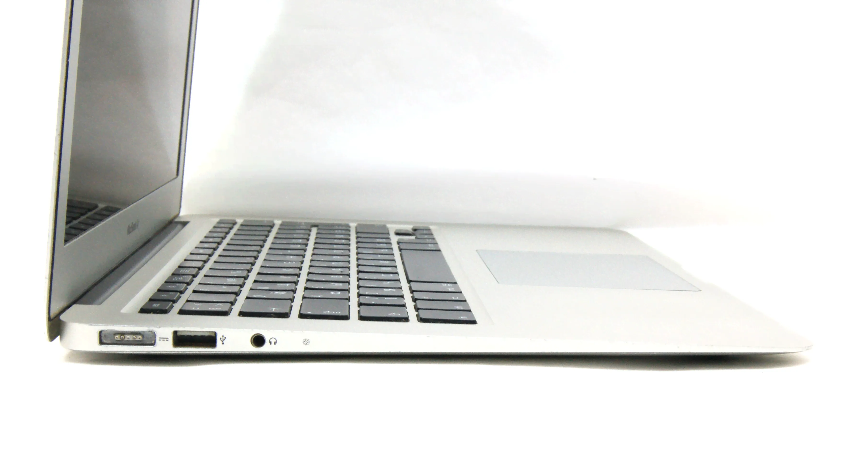 Ноутбук Apple MacBook Air A1466 Mid-2012-1