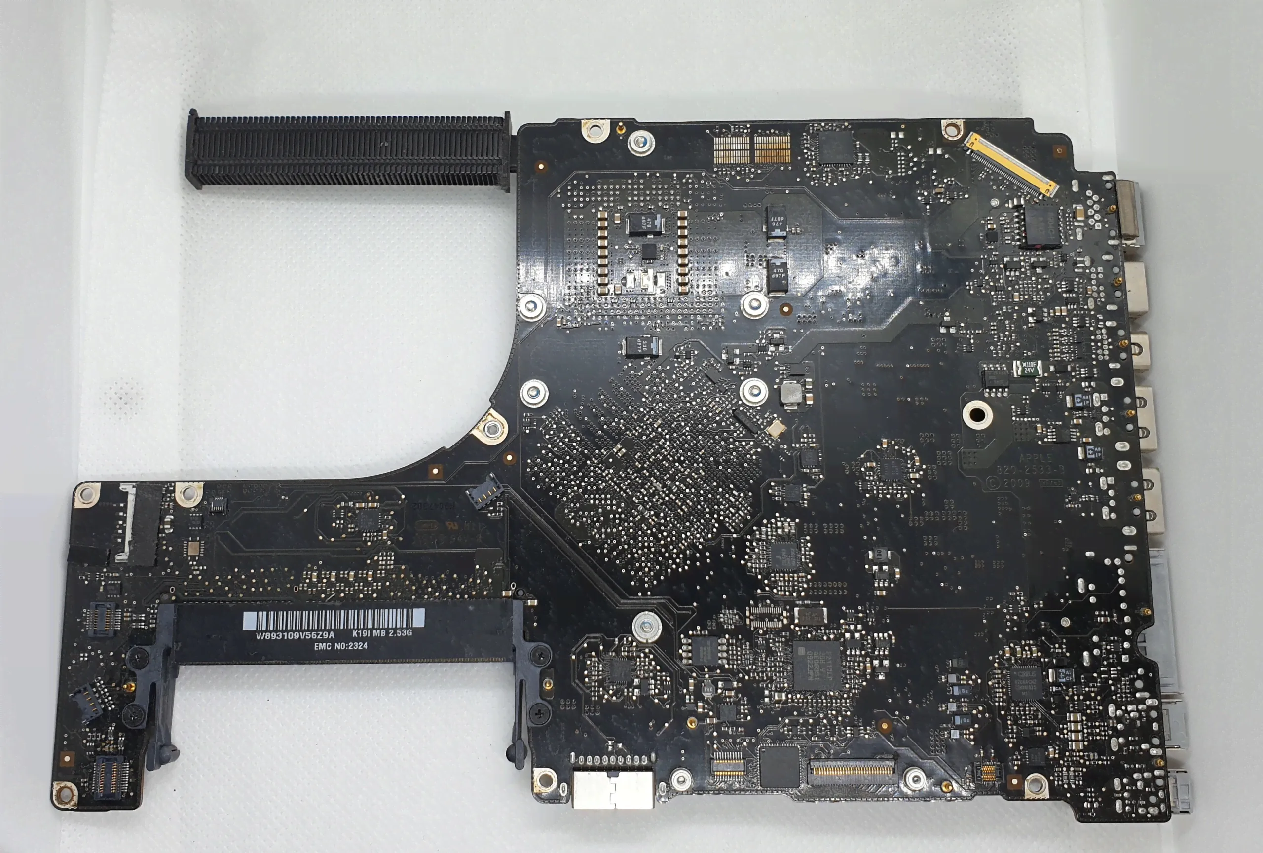 Материнская плата MacBook Pro 15 A1286 820-2533-B