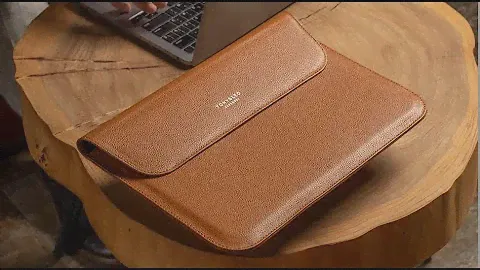 Кожаный чехол для MacBook