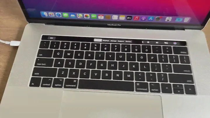 Notebook Apple Macbook Pro 15 2017 4core I7 16gb 512gb