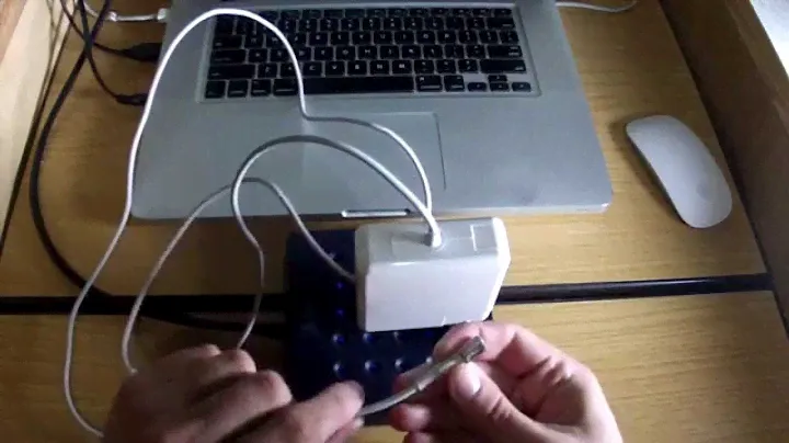 Китайский зарядник к MacBook Pro