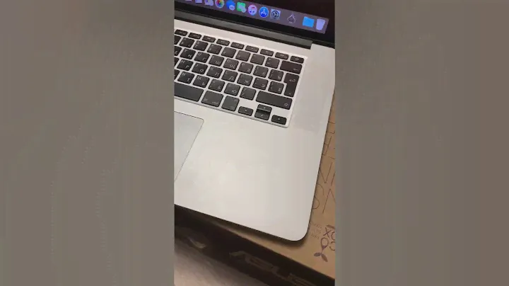 Apple MacBook Pro 15 RETINA Mac d 2012, 600 циклов практически идеал