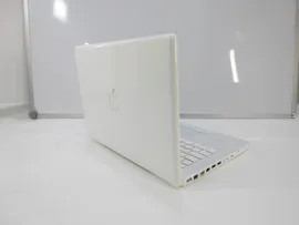 Ноутбук Apple MacBook 13 A1181 mid-2007