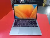  Apple MacBook Pro 13 2017